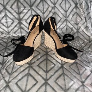 Brash tie up wedges